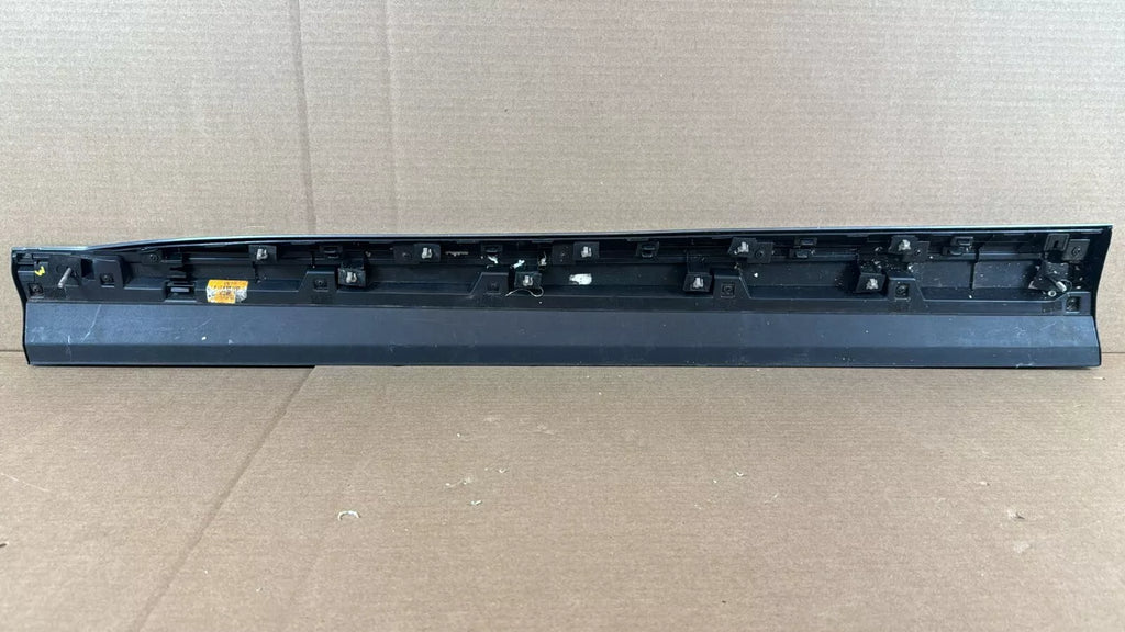 ⭐OEM⭐ Front Door Lower Molding Garnish Right For 20-2022 Palisade 87722S8000 SPC