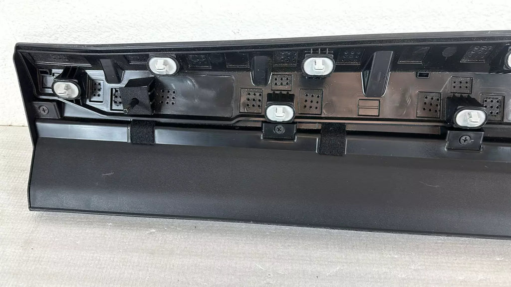 FRONT Door Lower Molding Right Black Tucson N-Line 21-22 HYBRID 23-24 87722N9CA0