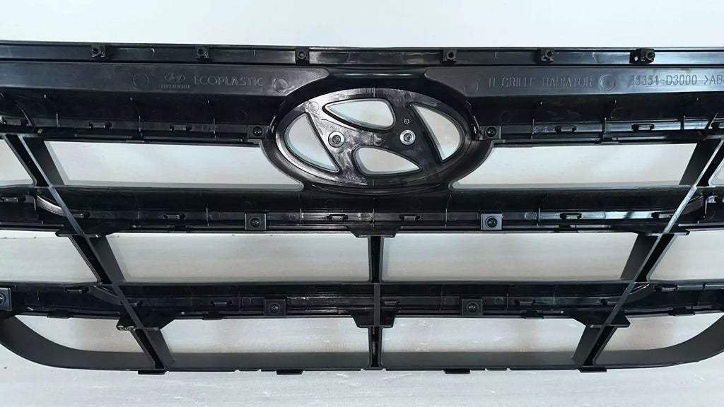 2016-2018 Hyundai Tucson Front Upper Bumper Grille Grill W/ EMBLEM 86350D3000RAM