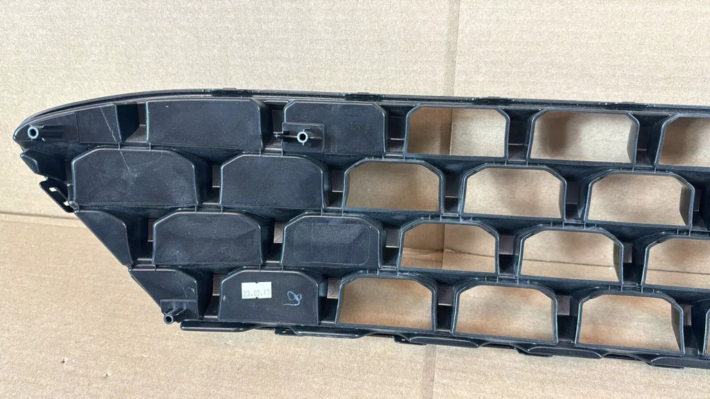 2022-2023 Hyundai Kona ⭐⭐GENUINE⭐⭐ Grille Front Bumper UPPER ⭐OEM⭐ 86350J9CB0