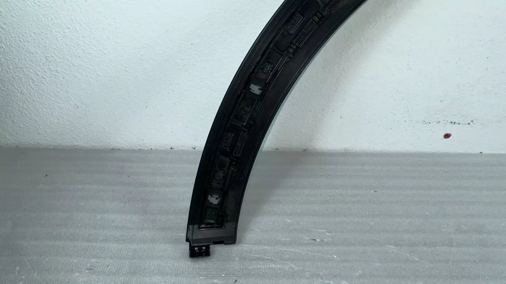 2021-2024 Genesis GV80 FRONT Fender Wheel Molding LEFT ⭐GENUINE⭐ 87711T6000 PH3