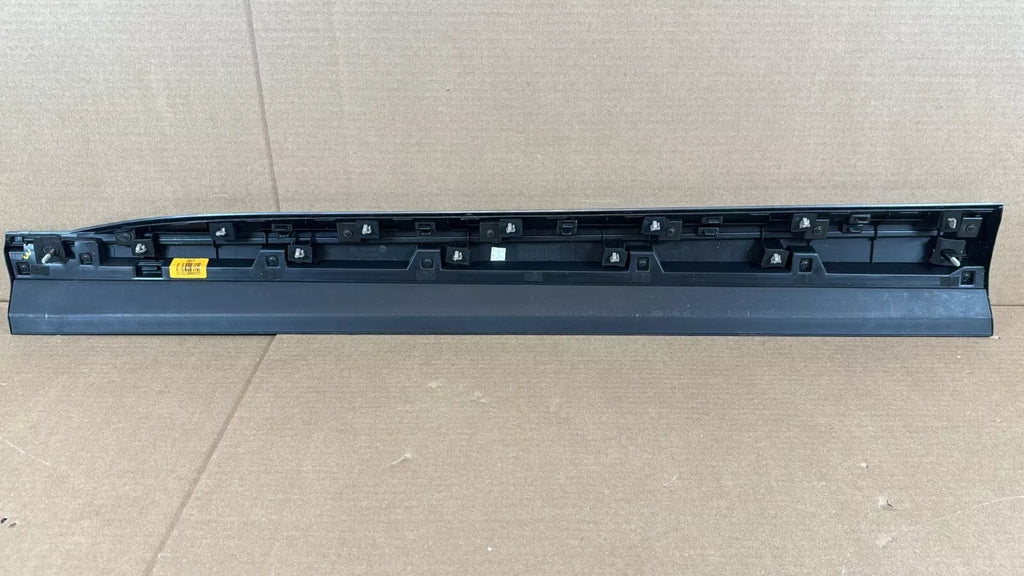 ⭐OEM⭐ Front Door Lower Molding Garnish Right For 20-2022 Palisade 87722S8000 SPC