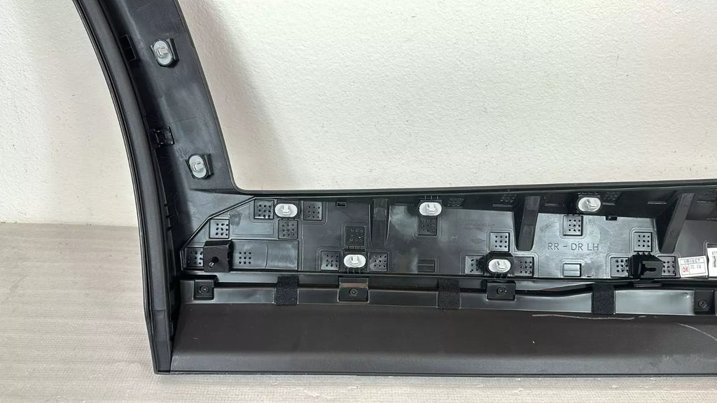 ⭐GENUINE⭐ REAR Door Lower Molding Left DRIVER 87731N9CA0 R4G Tucson N-Line 22-23