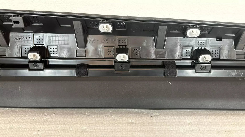 FRONT Door Lower Molding LEFT Black Tucson N-Line 21-22 HYBRID 23-24 87721N9CA0