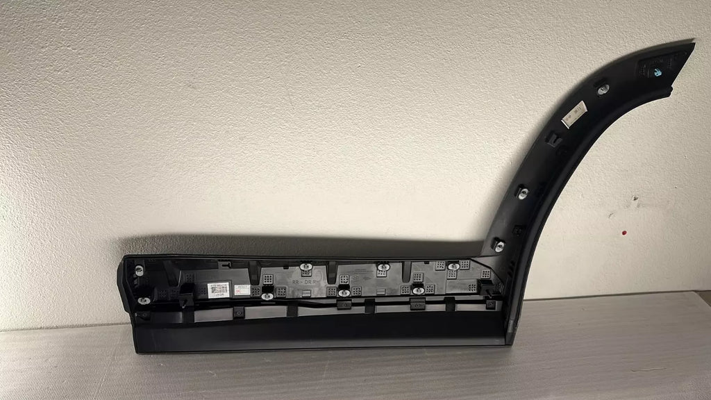 22-23 Tucson N-Line ⭐GENUINE⭐ REAR Door Lower Molding RIGHT SIDE 87732N9CA0 Y3G