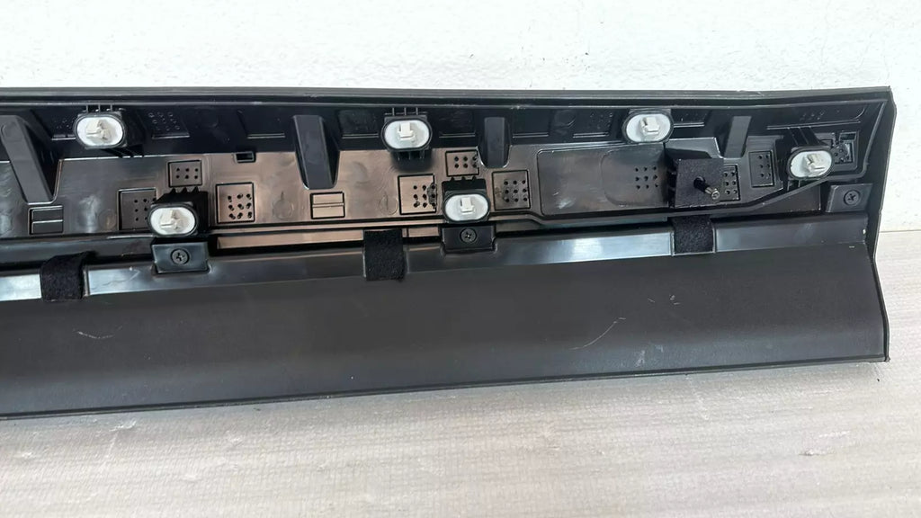 FRONT Door Lower Molding LEFT For Tucson N-Line 21-22 HYBRID 23-24 87721N9CA0