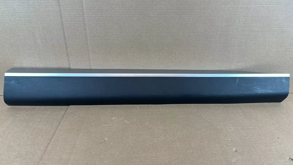 ⭐OEM⭐ Front Door Lower Molding Garnish Right For 20-2022 Palisade 87722S8000 SPC