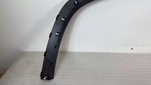 Load image into Gallery viewer, GENUINE⭐ 22-2023 Hyundai Tucson FRONT Fender Wheel Molding RIGHT 87712N9CA0 R2P