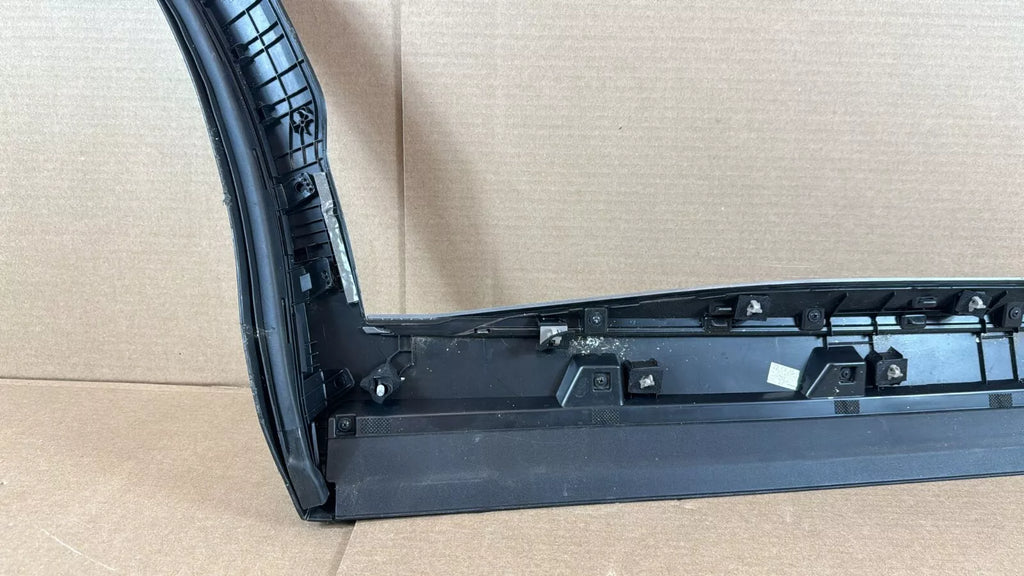 ⭐REAR Door Lower Molding LEFT DRIVER For Palisade 2020-2022 ⭐OEM⭐ 87731S8000 SPC