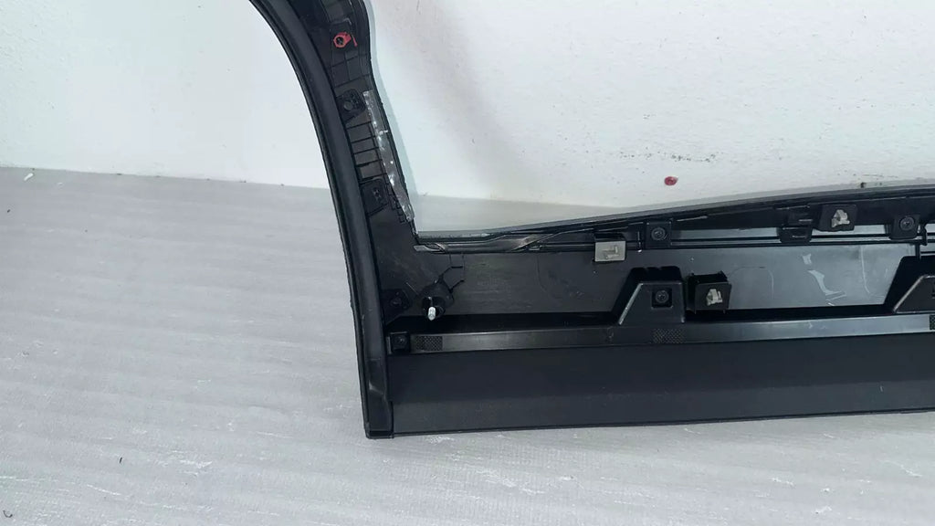 2020-2022 Palisade ⭐GENUINE⭐ REAR Door Lower Molding LEFT DRIVER 87731S8000 SPC