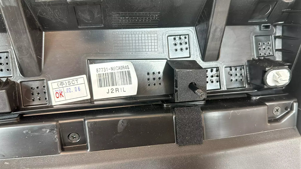⭐GENUINE⭐ REAR Door Lower Molding Left DRIVER 87731N9CA0 R4G Tucson N-Line 22-23