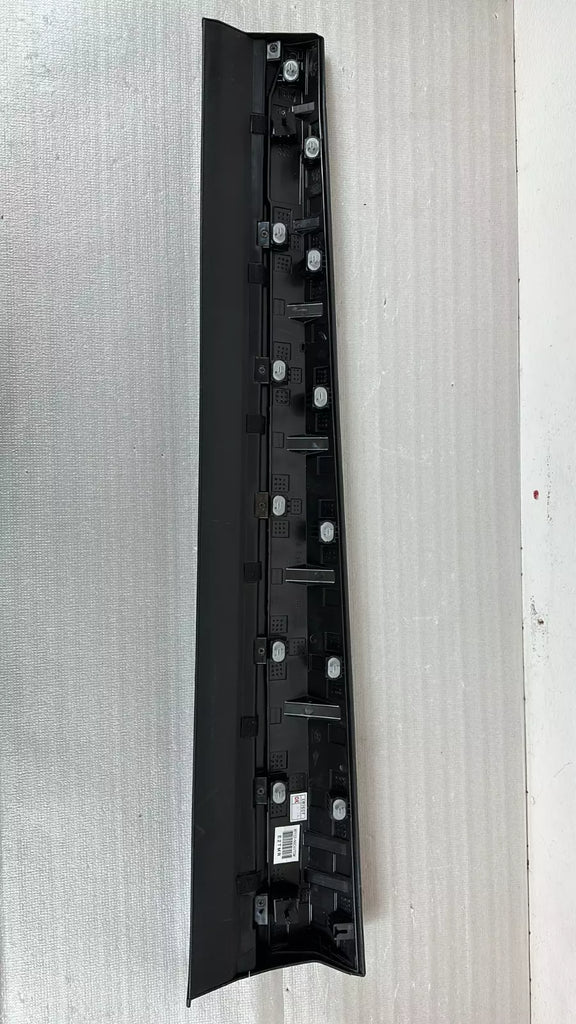 FRONT Door Lower Molding Right Black Tucson N-Line 21-22 HYBRID 23-24 87722N9CA0