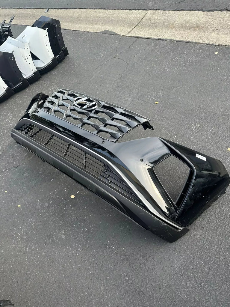 GENUINE 22-23 Hyundai Tucson Front Bumper Cover WITH GRILLE WITHOUT CAMERA HOLE