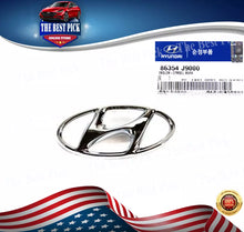 Load image into Gallery viewer, Emblem Grille Front *H* ⭐GENUINE⭐ 86354J9000 Hyundai Kona 2018-2021