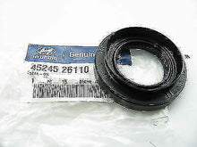 Load image into Gallery viewer, ⭐GENUINE⭐ Automatic Transmission Output Shaft Seal For Hyundai Kia 4524526210