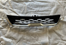 Load image into Gallery viewer, GENUINE Front  BLACK Grille for 2020-2022 Kia Seltos 86350Q5000