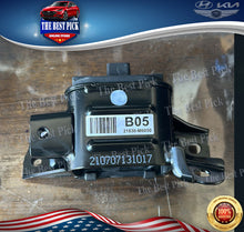 Load image into Gallery viewer, ⭐GENUINE⭐ Transmission Mount FOR Elantra Veloster Soul Forte 1.6L 21830M6050