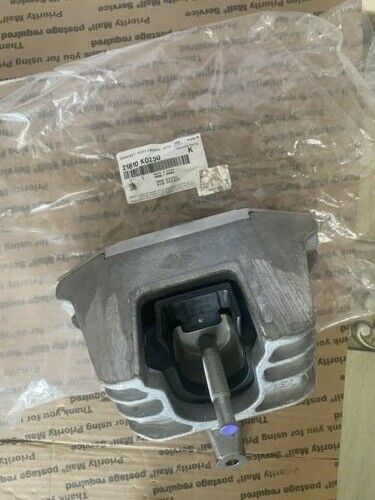 ⭐GENUINE⭐ BRACKET ASSY-ENGINE MTG KIA SOUL 2020 21810K0250