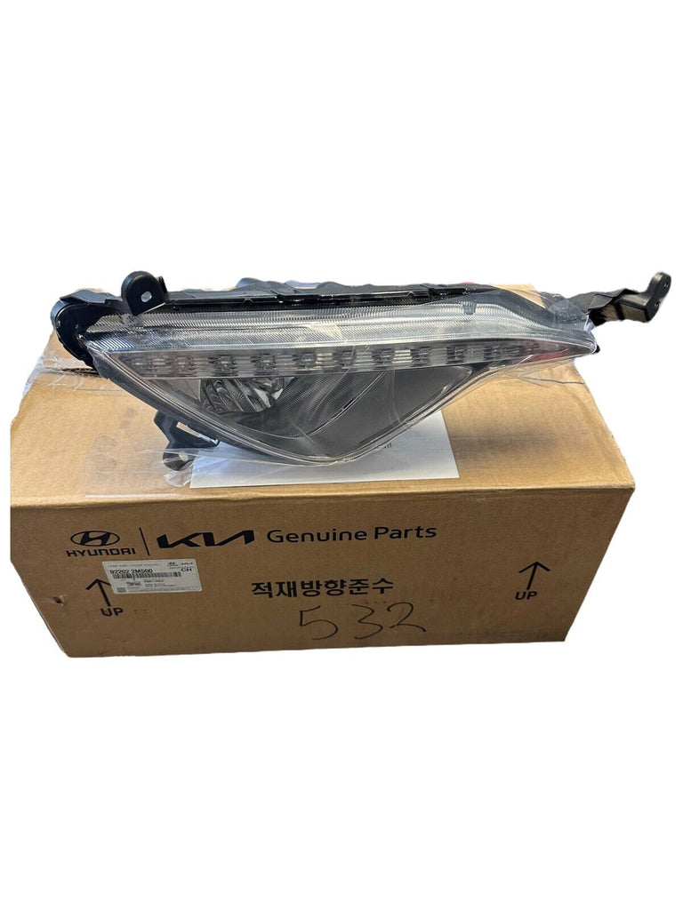 ⭐GENUINE⭐ Fog Light RH Side Passenger Hyundai Genesis Coupe 2013-2017 922022M500