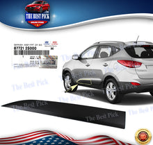 Load image into Gallery viewer, ⭐GENUINE⭐ FRONT Door Lower Molding LH DRIVER 877212S000 Hyundai Tucson 2010-2015